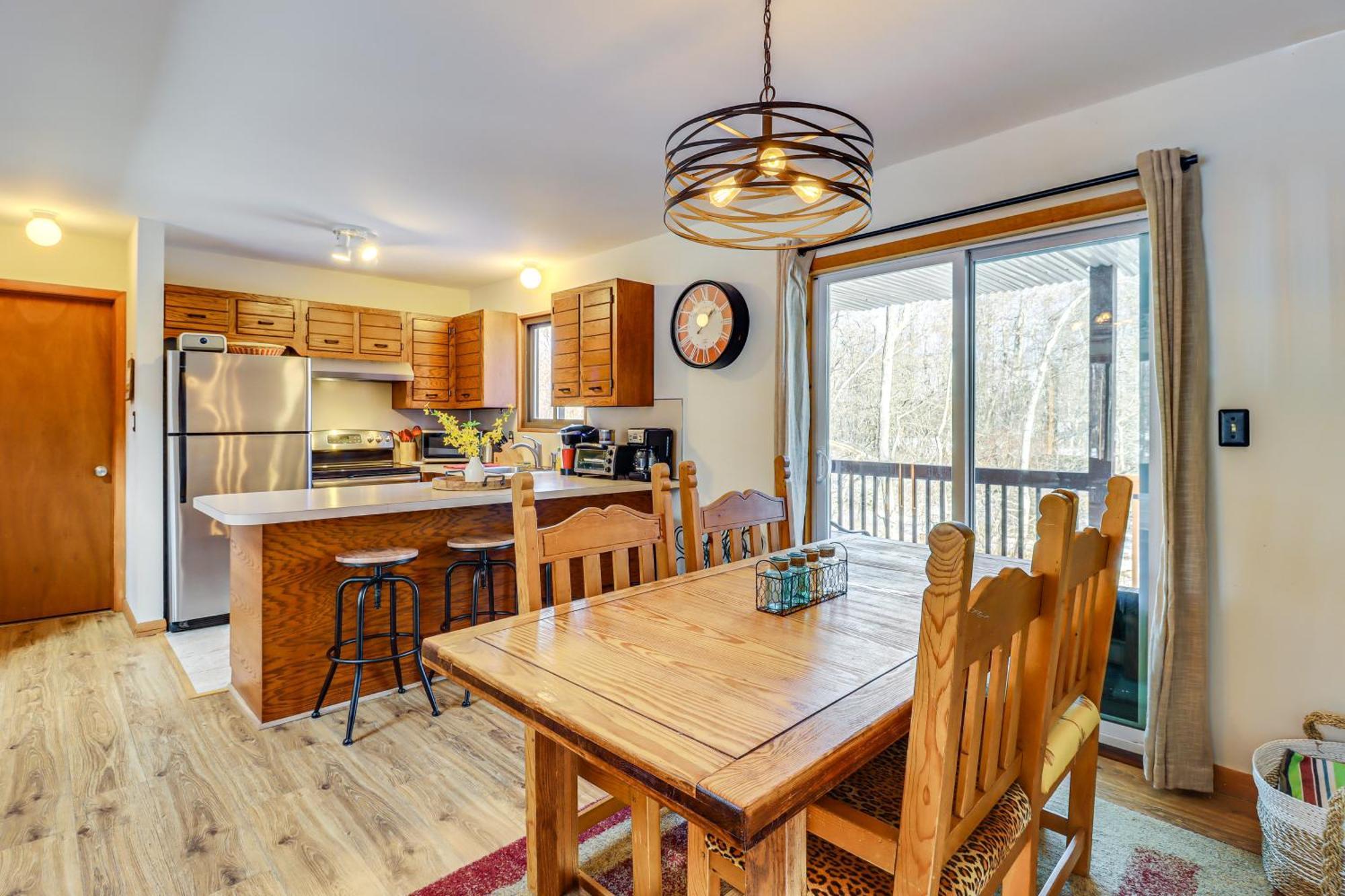 Poconos Home With Private Spa And Fire Pit Long Pond Exterior foto
